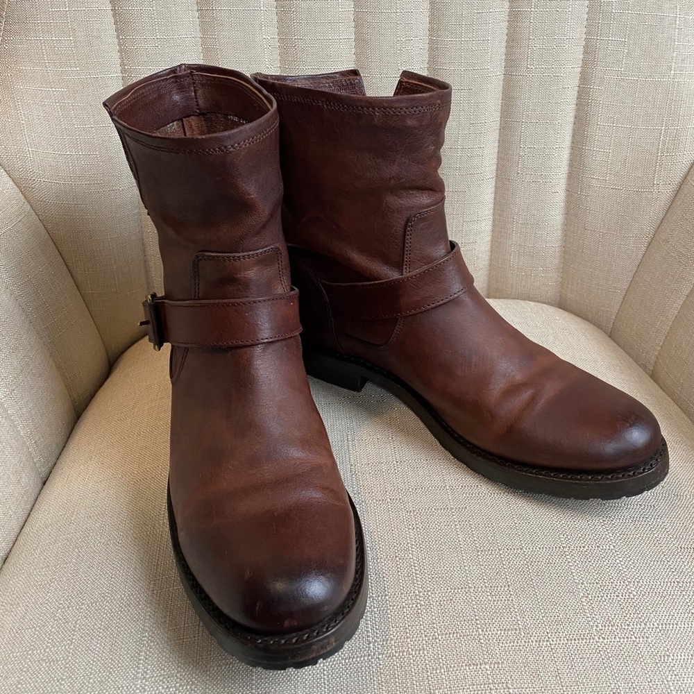 FRYE brown leather ankle boots